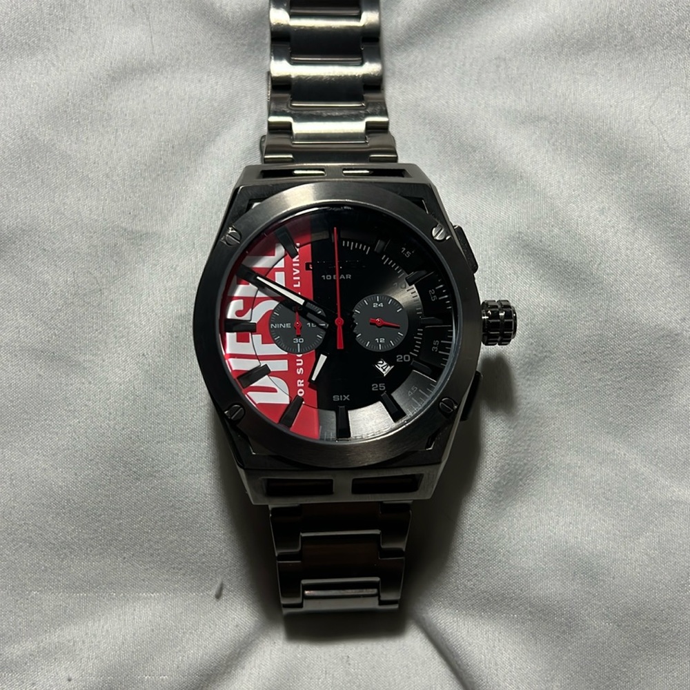 Diesel Timeframe Logo men’s watch.